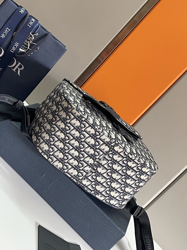 ディオールバッグ内部構造